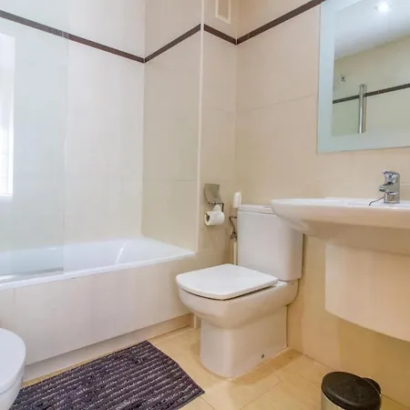 2 Bedroom Gorgeous In דירה סנטה פולה